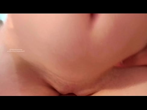 ❤️ අක්කගෙ කාමරේ නිදාගෙන එහෙමයි මට ඇහැරුනේ Sex video si.rionews.top